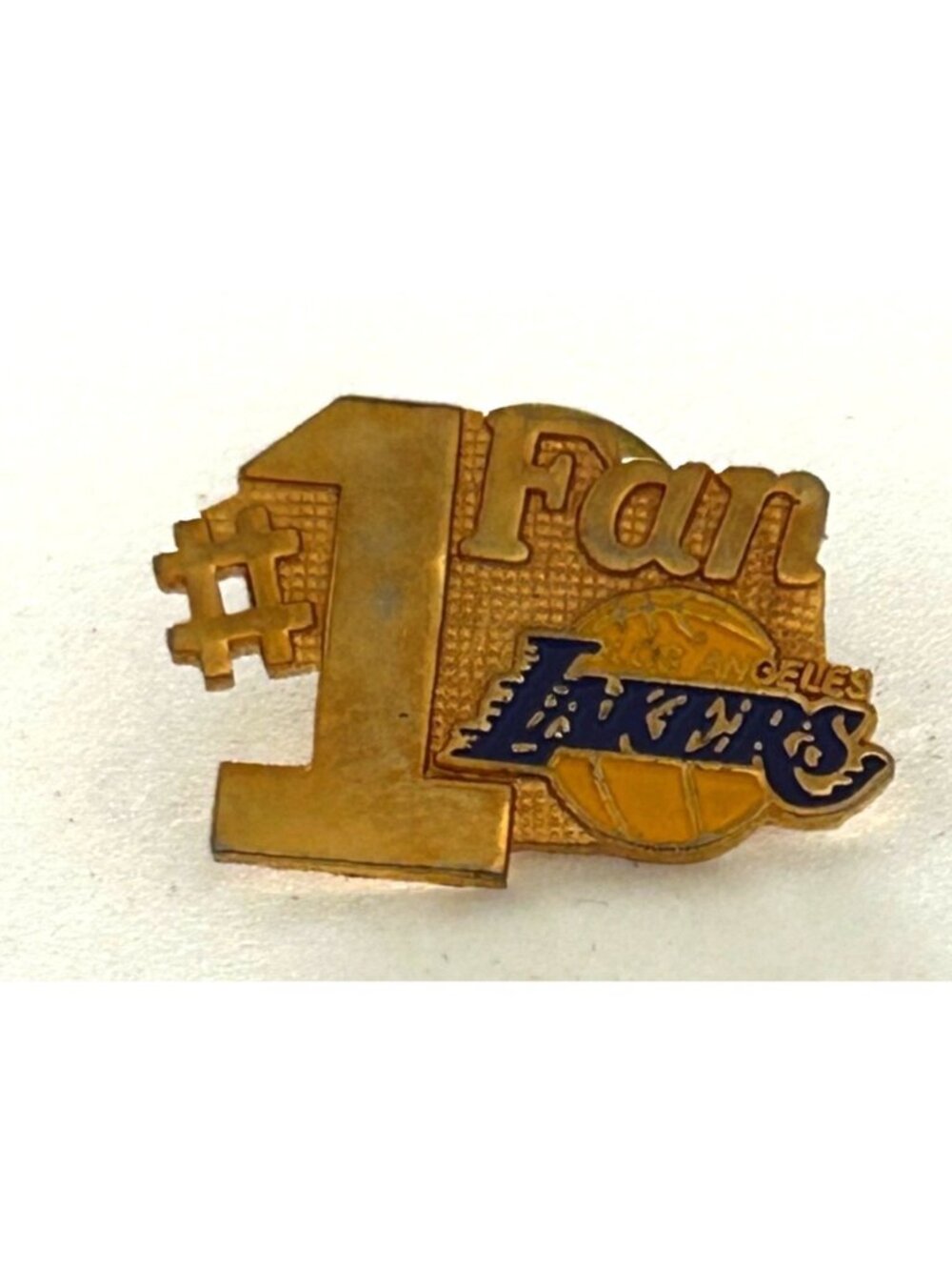 Vintage Basketball 80's #1 Fan Los Angeles Lakers Lapel Pin 1987 Travis Co.